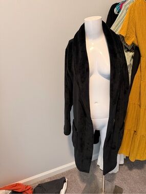 Victoria's Secret Black Plush bath robe